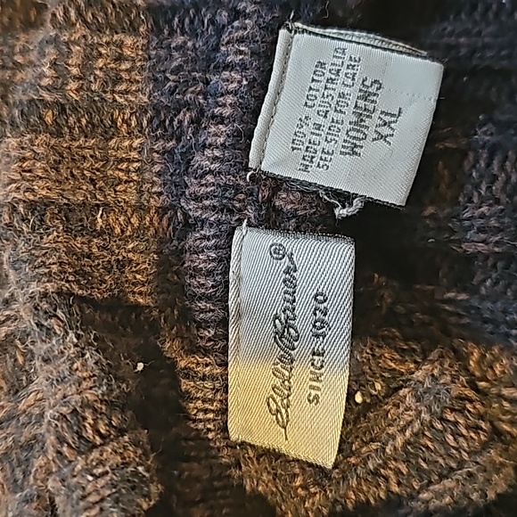 Women's Eddie Bauer Turtle neck Sweater. Size XXL. Used but good condition. - Picture 2 of 4